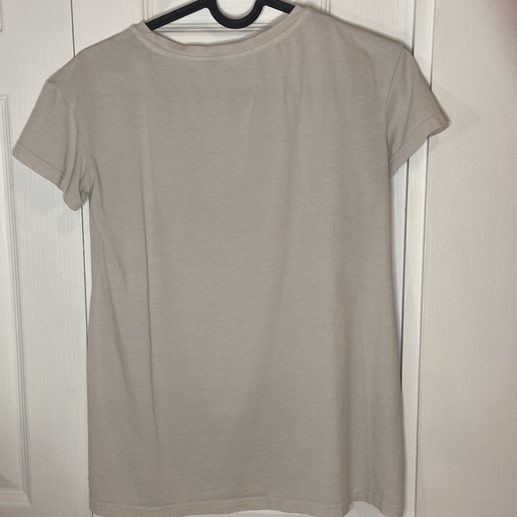 White t-shirt with design on it. - Picture 2 of 3